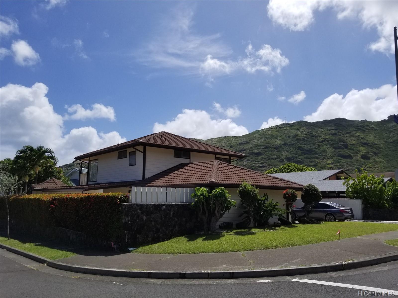 6802 Niumalu Loop Honolulu, HI 96825