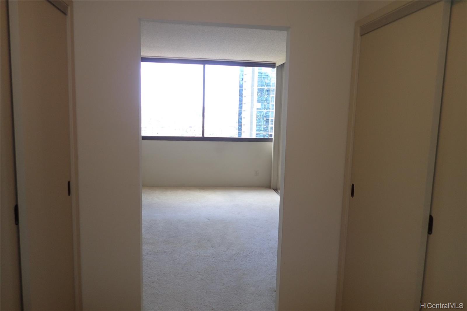 55 Kukui Street #D2204, Honolulu, HI 96813