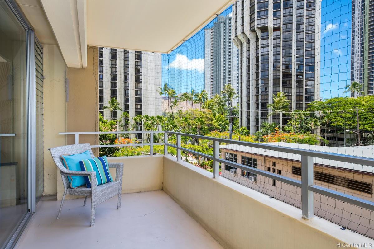 2533 Ala Wai Boulevard #401, Honolulu, HI 96815