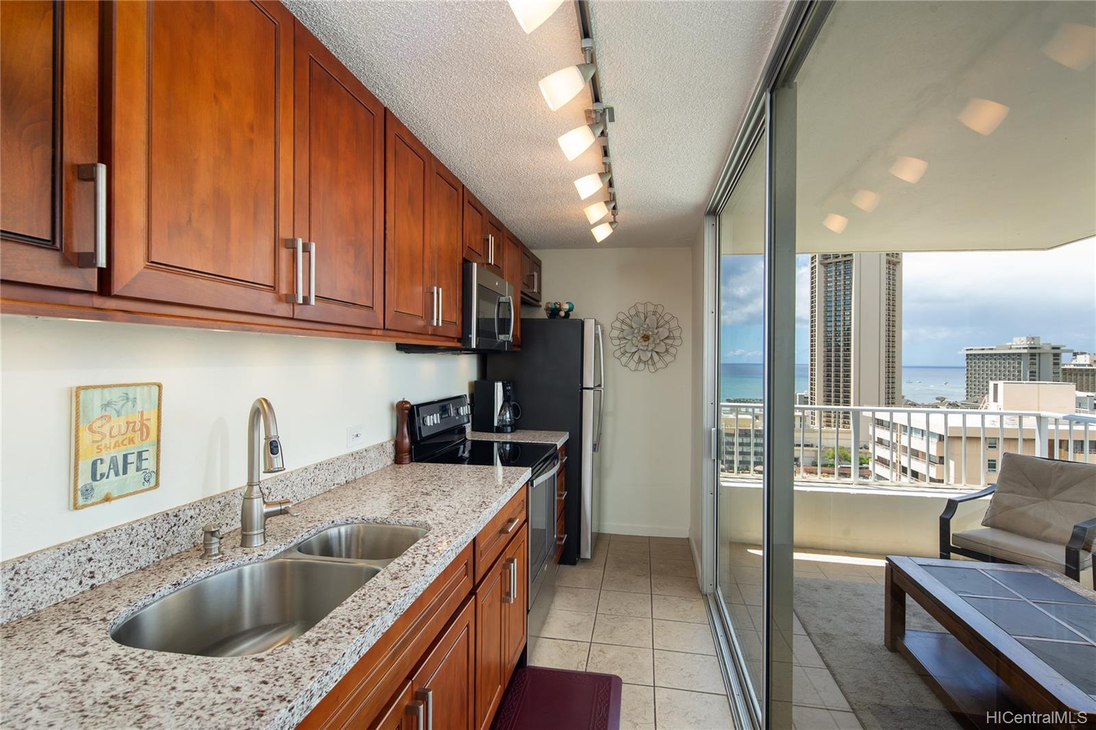 2421 Tusitala Street #2003, Honolulu, HI 96815