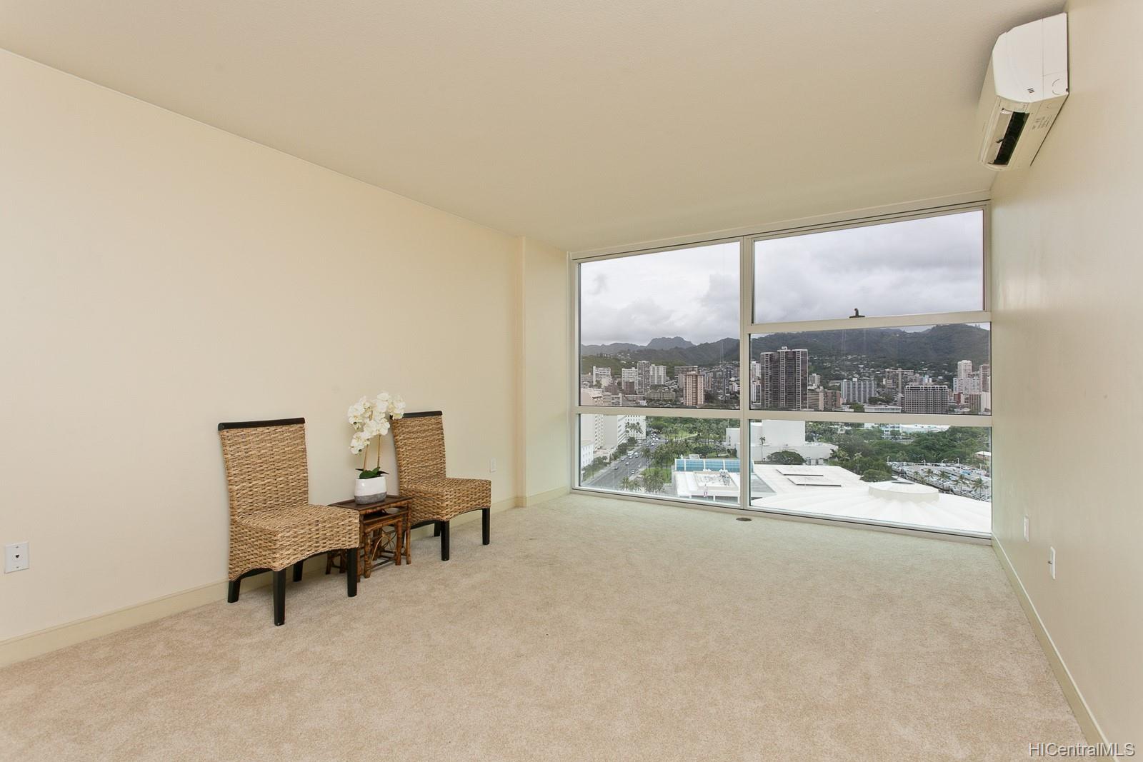 909 Kapiolani Boulevard #2107, Honolulu, HI 96814