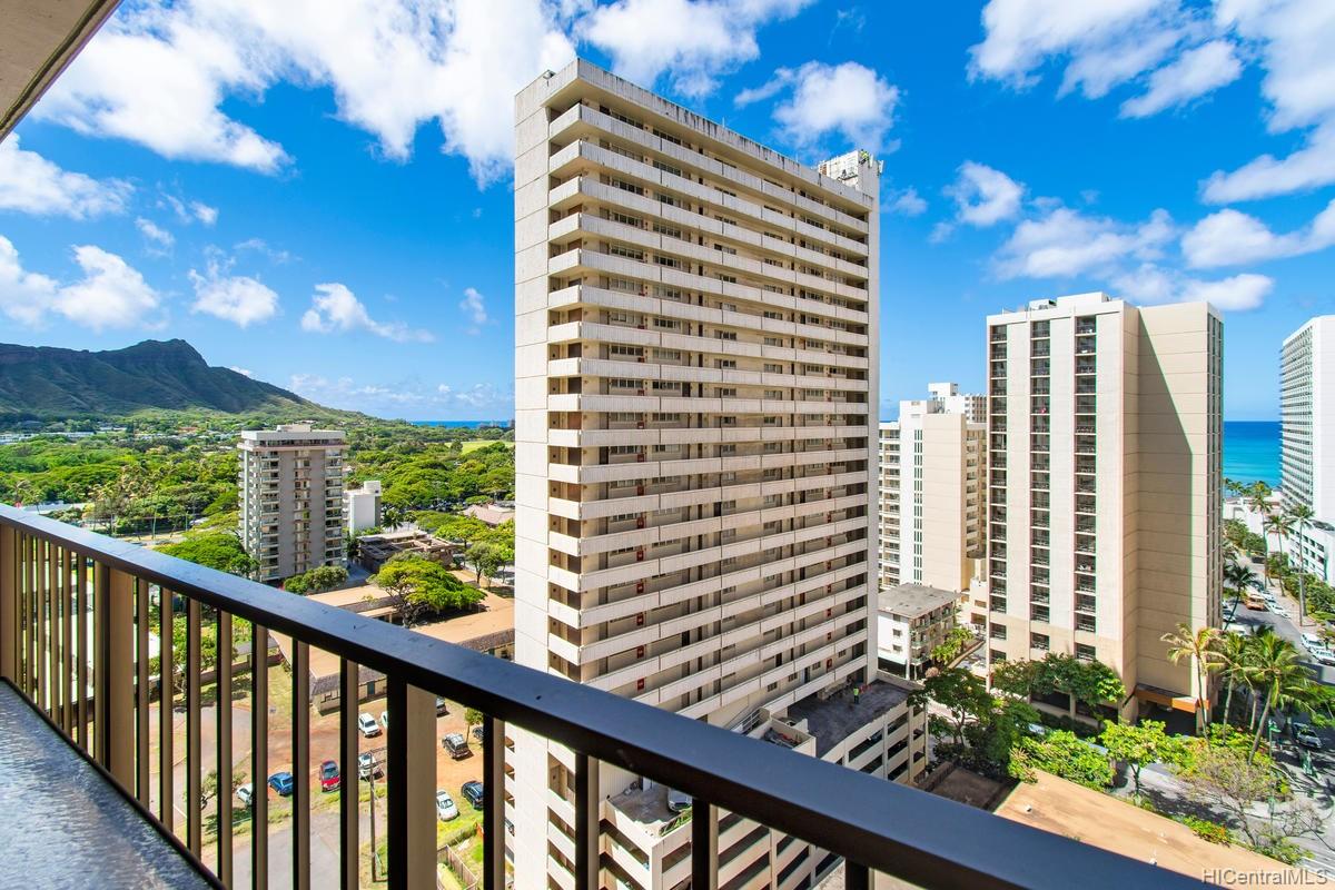 229 Paoakalani Avenue #1704, Honolulu, HI 96815