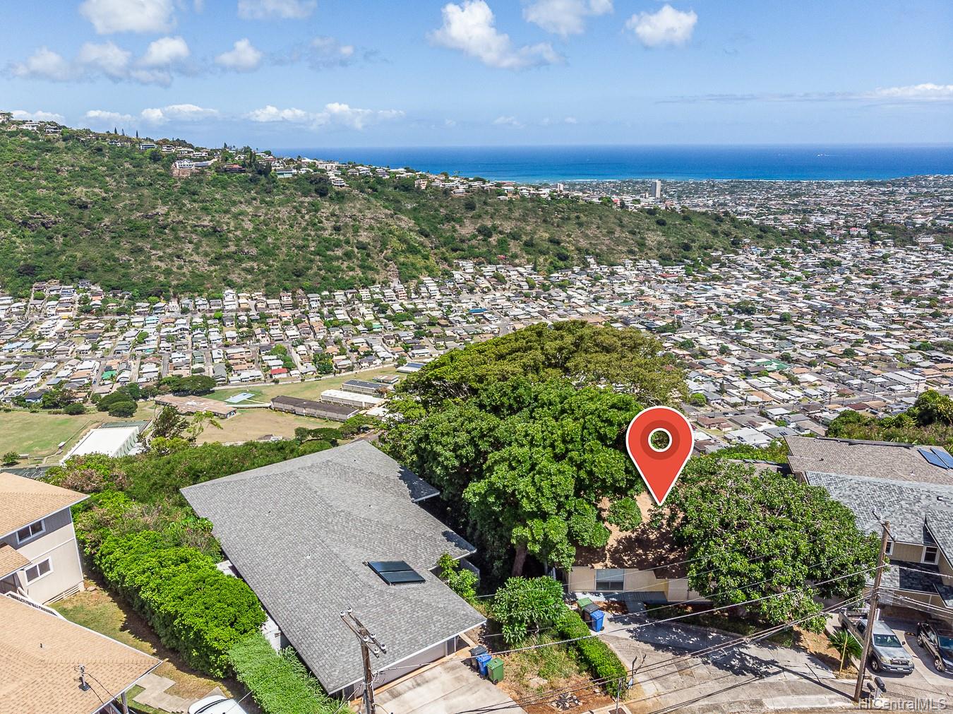 2411 St Louis Drive Honolulu, HI 96816