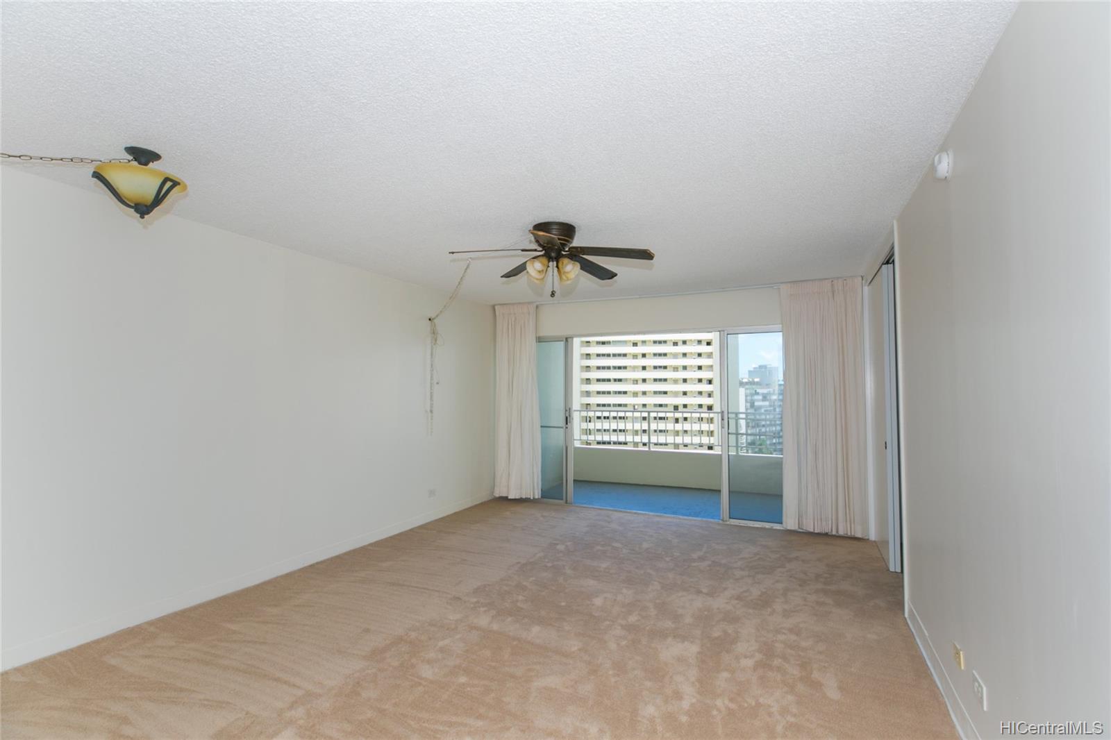 927 Prospect Street #302, Honolulu, HI 96822