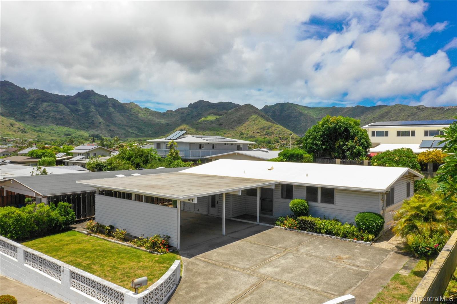 694 Kalalea Street Honolulu, HI 96825