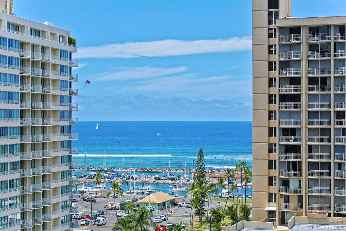 1720 Ala Moana Boulevard #B1404, Honolulu, HI 96815