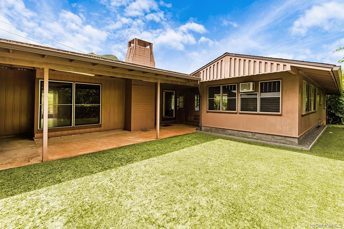 3570 Akaka Place Honolulu, HI 96822