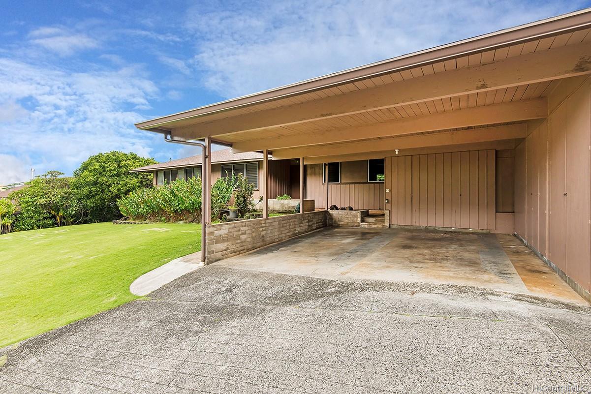 3570 Akaka Place Honolulu, HI 96822