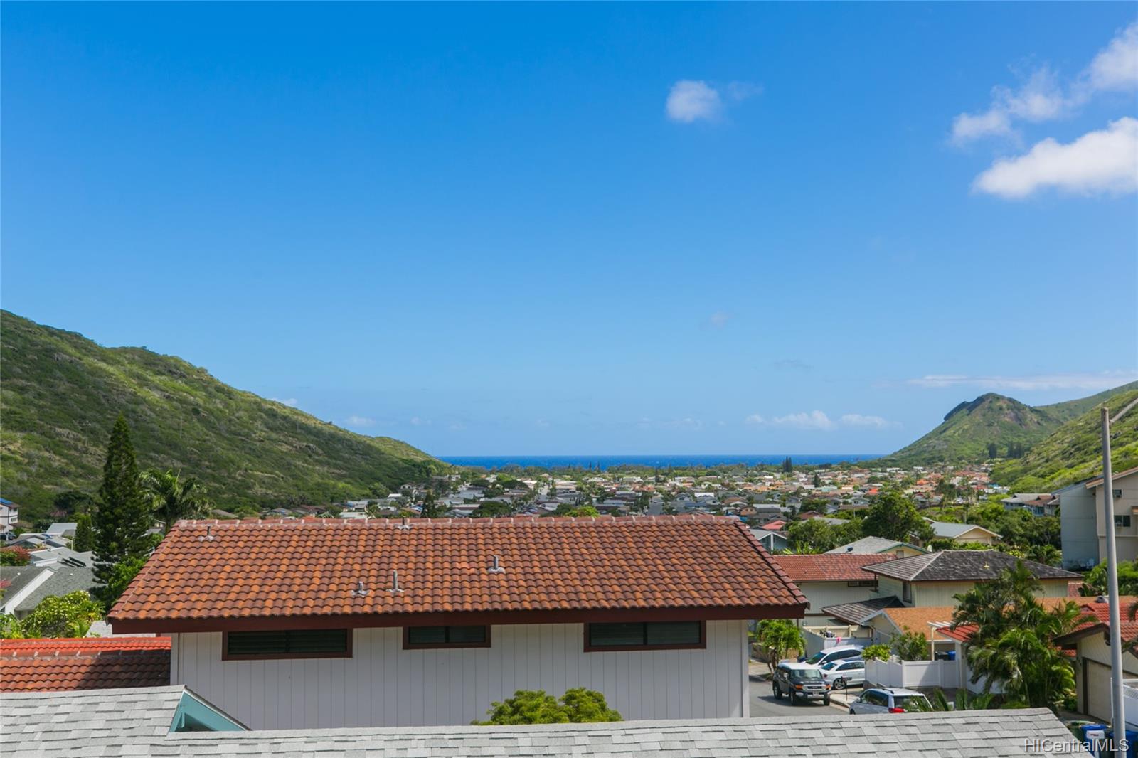 853 Papalalo Place Honolulu, HI 96825