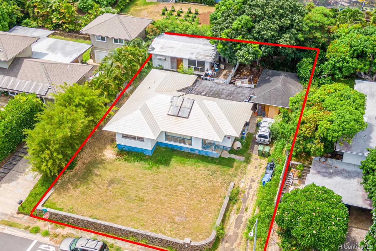 5451 Opihi Street Honolulu, HI 96821