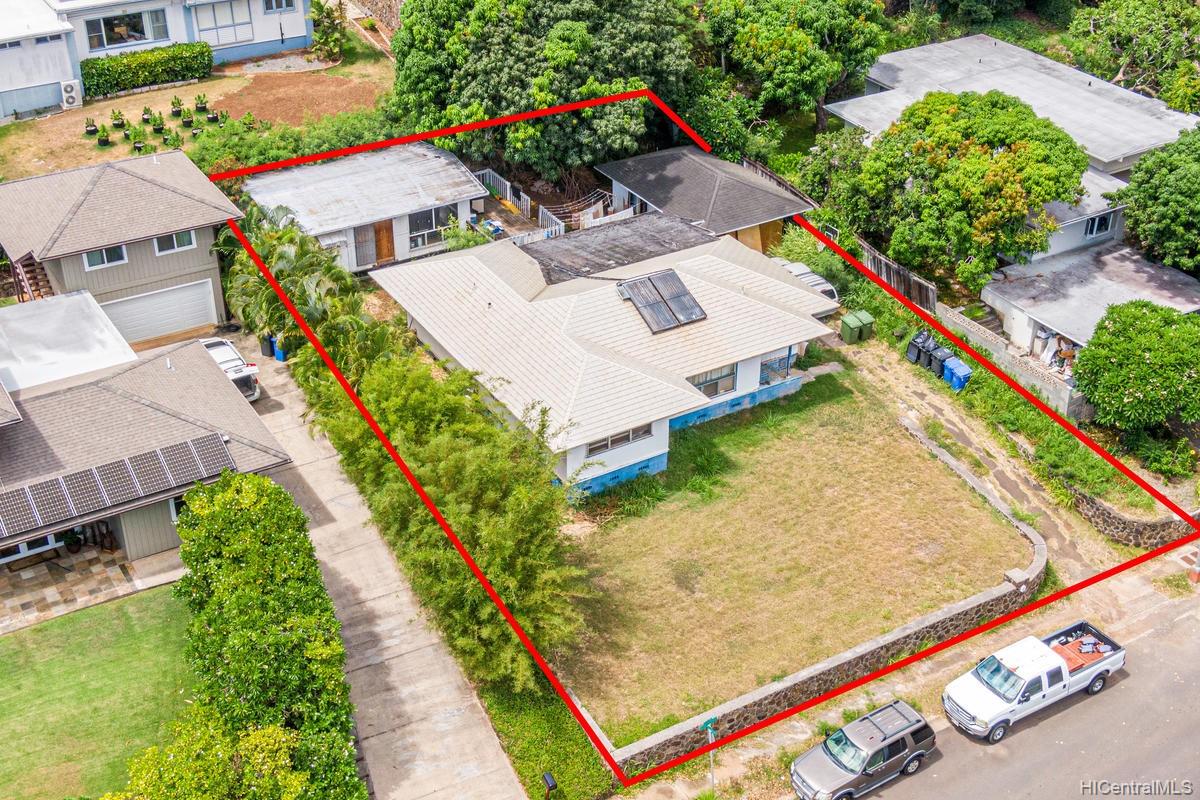 5451 Opihi Street Honolulu, HI 96821