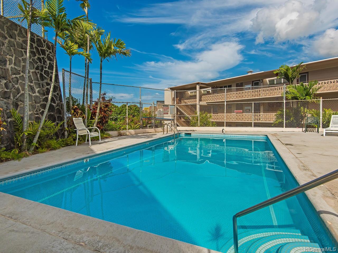 1619 Kamamalu Avenue #303, Honolulu, HI 96813