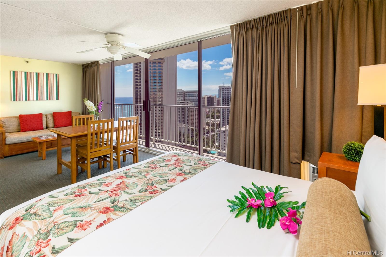 2427 Kuhio Avenue #2904, Honolulu, HI 96815