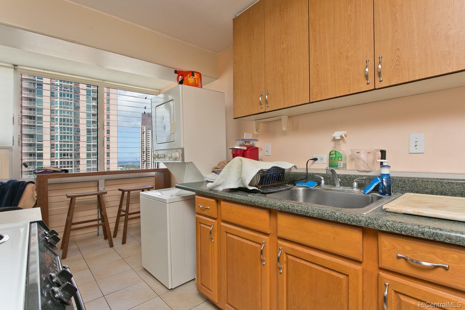 818 King Street #2005, Honolulu, HI 96813