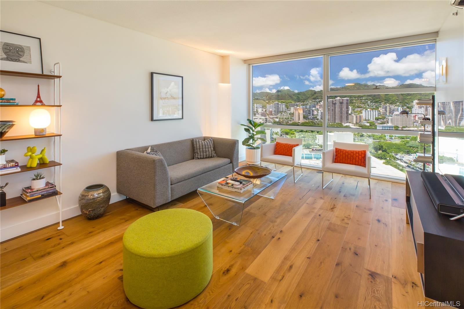 909 Kapiolani Boulevard #2705, Honolulu, HI 96814