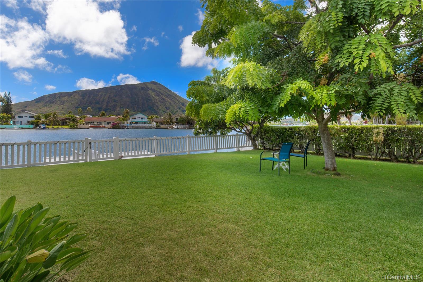 7497 Makaa Street Honolulu, HI 96825