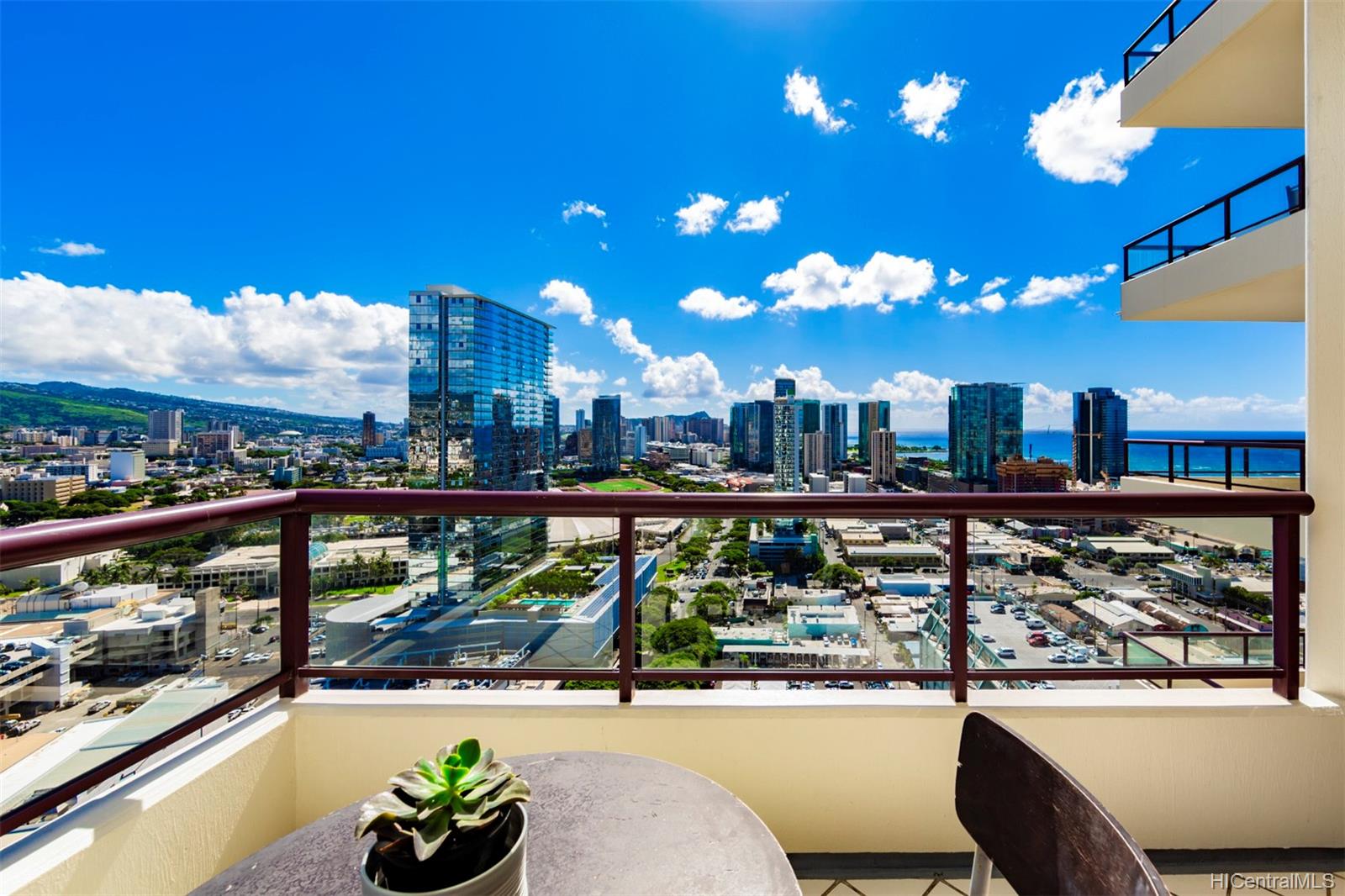 725 Kapiolani Boulevard #2905, Honolulu, HI 96813