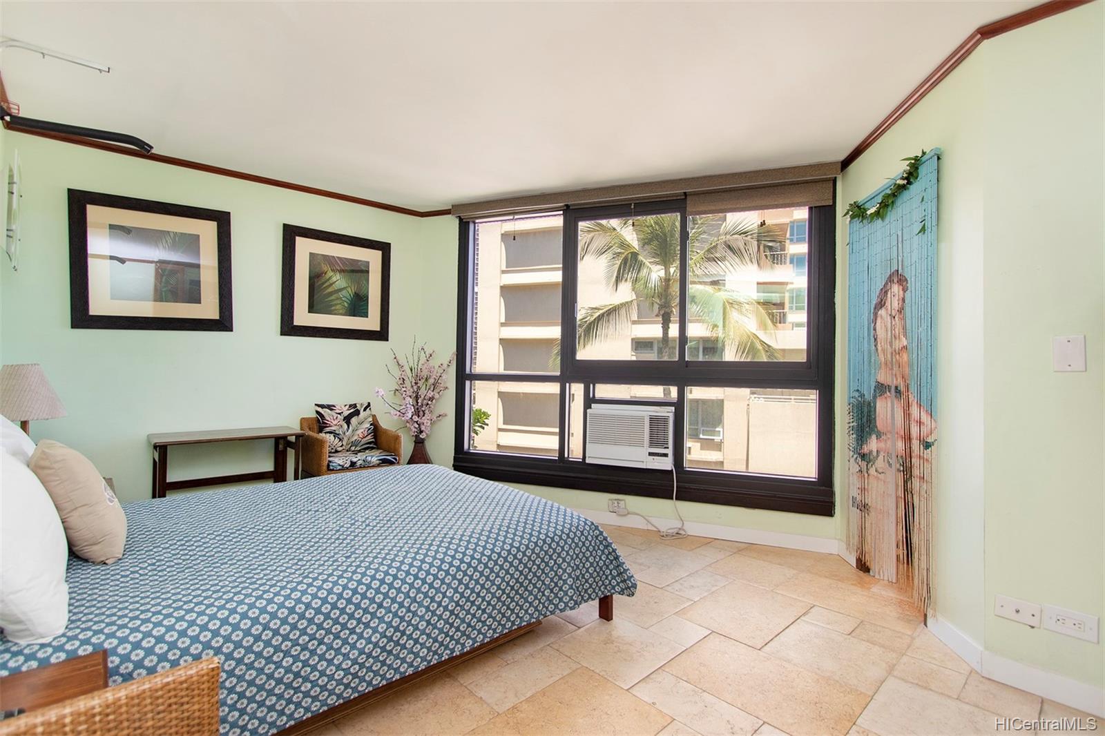 134 Kapahulu Avenue #517, Honolulu, HI 96815