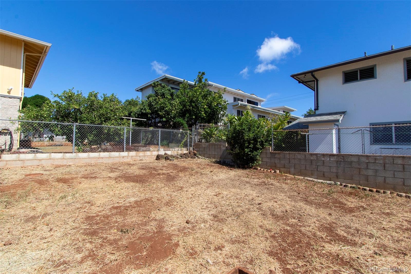 3428 Winam Avenue Honolulu, HI 96815