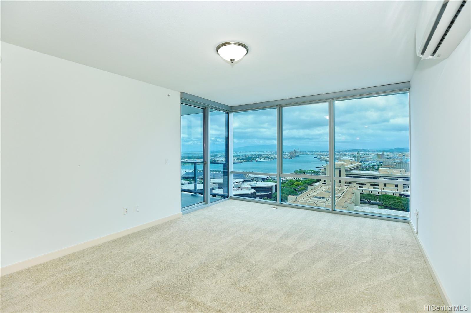 555 South Street #2207, Honolulu, HI 96813