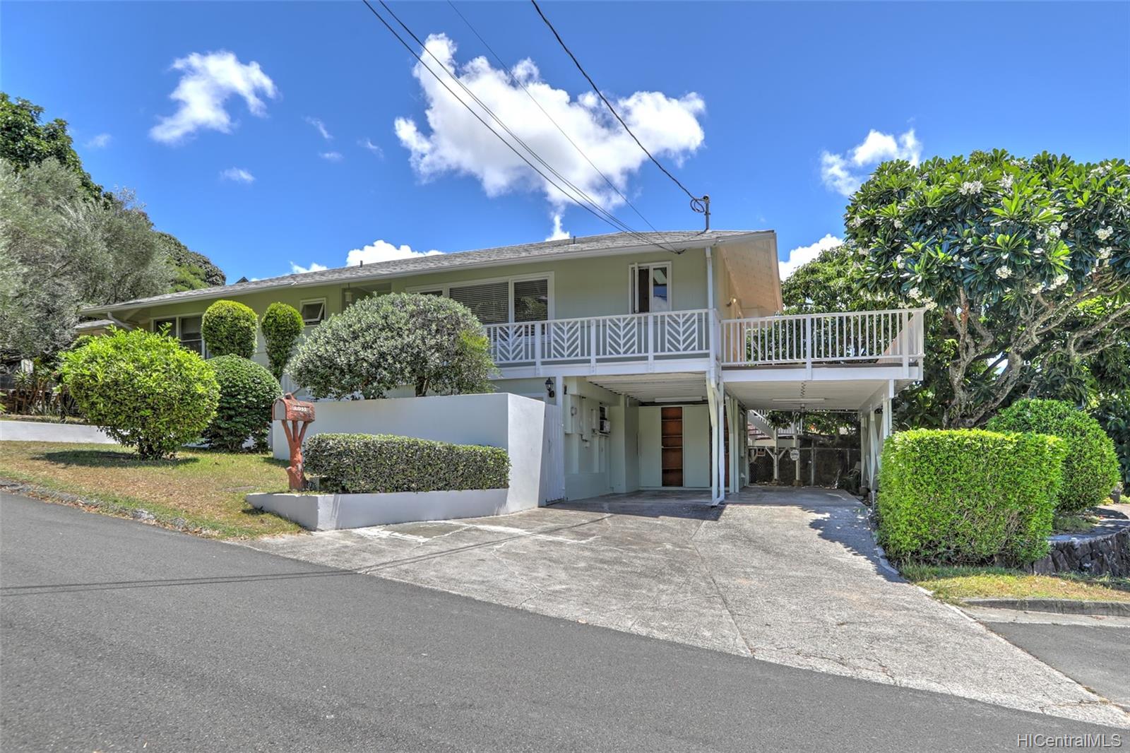 2033 Makiki Street Honolulu, HI 96822