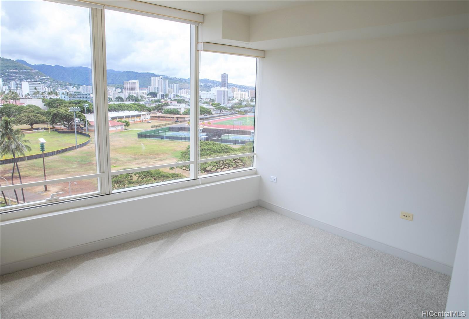 1009 Kapiolani Boulevard #910, Honolulu, HI 96814