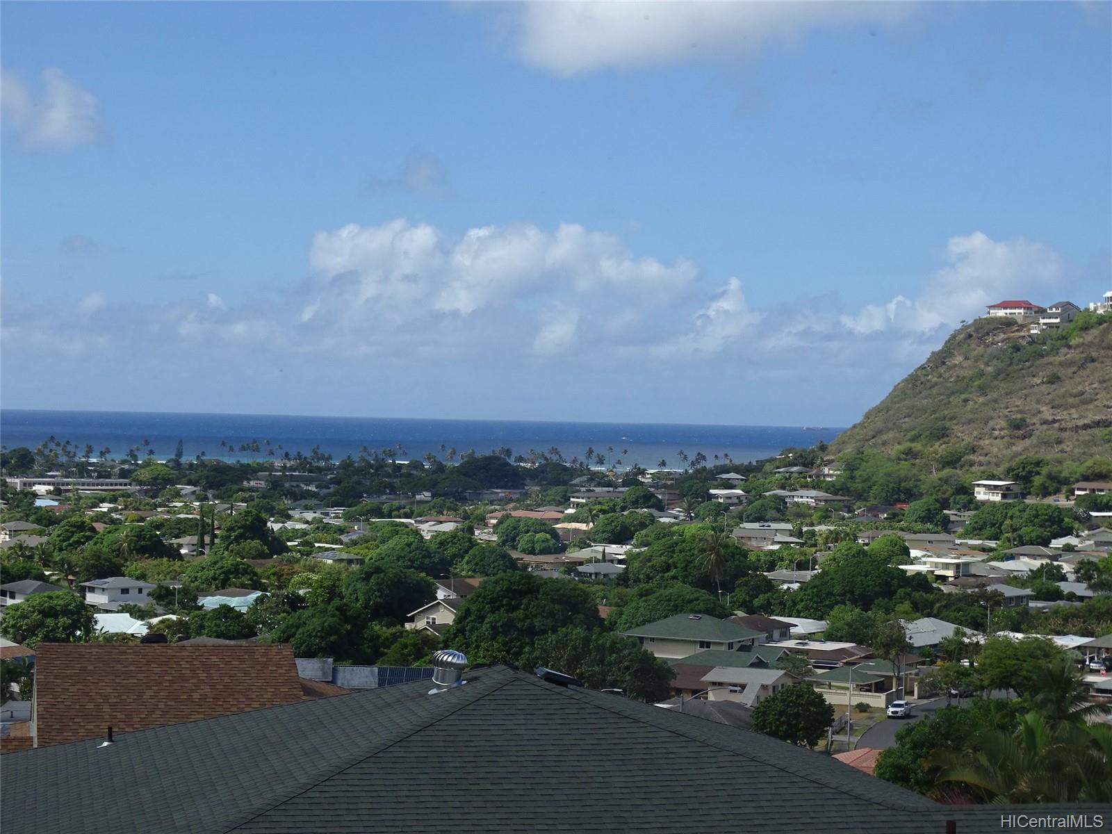 5404 Halapepe Street Honolulu, HI 96821