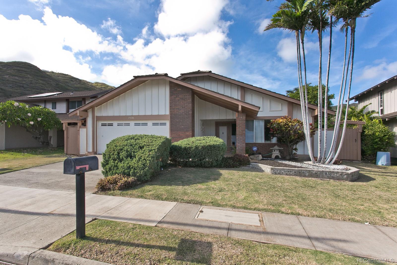 7538 Huialoha Street Honolulu, HI 96825