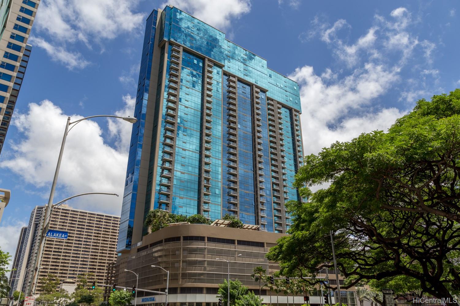 1200 Queen Emma Street #1711, Honolulu, HI 96813