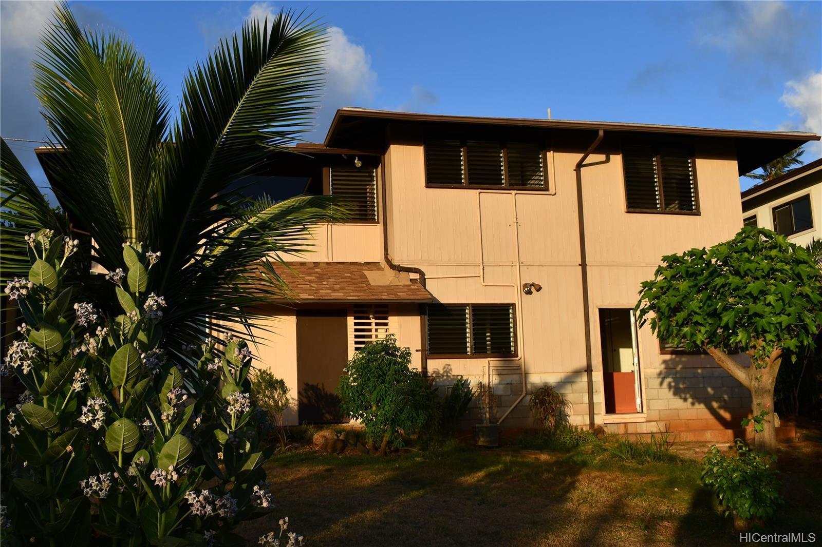 4103 Pakolu Place Honolulu, HI 96816