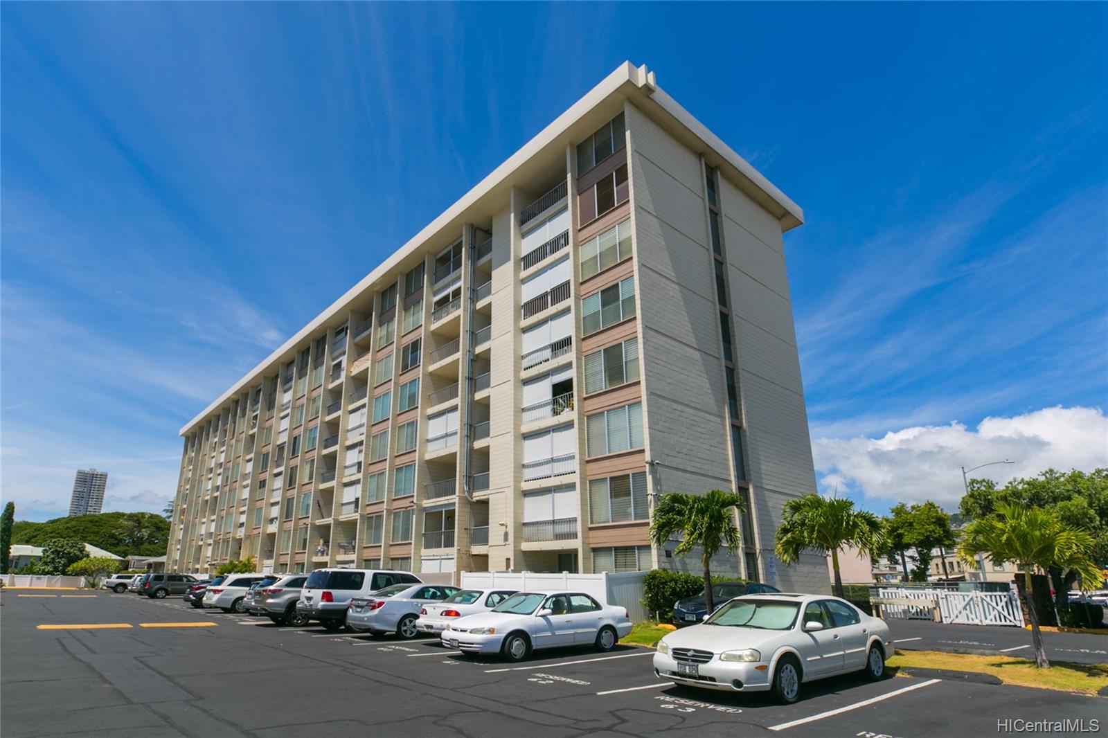 910 Kapahulu Avenue #703, Honolulu, HI 96816