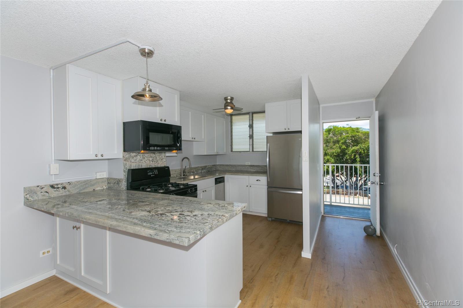 910 Kapahulu Avenue #703, Honolulu, HI 96816