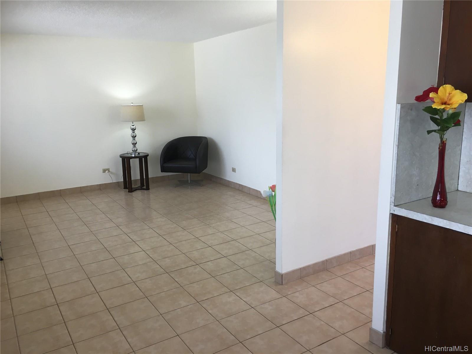 1452 Liholiho Street #408, Honolulu, HI 96822