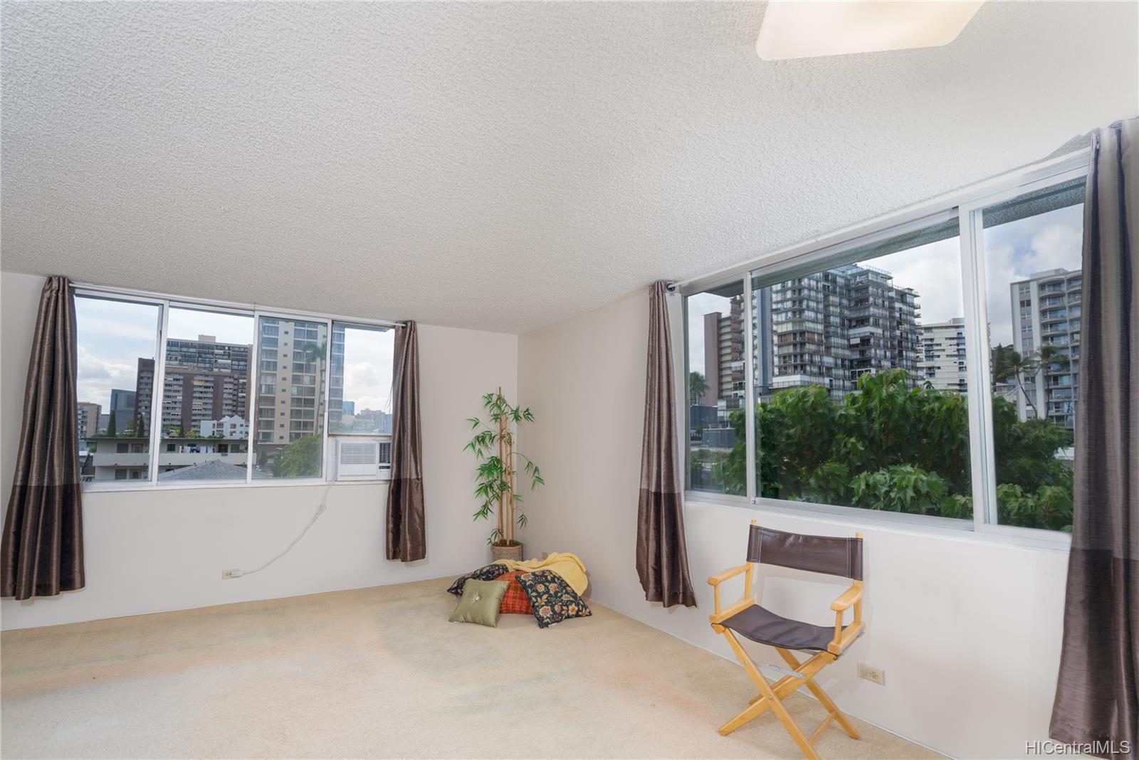 1032 Kinau Street #502, Honolulu, HI 96814