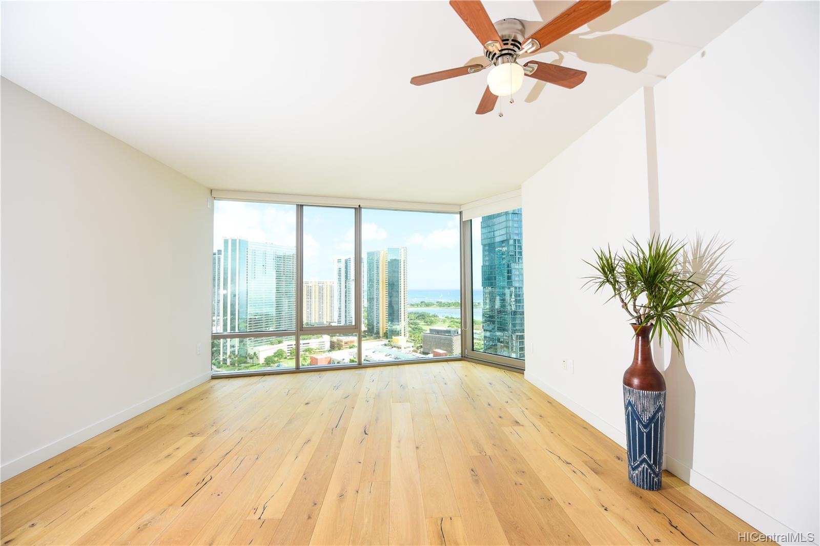 1001 Queen Street #2412, Honolulu, HI 96814