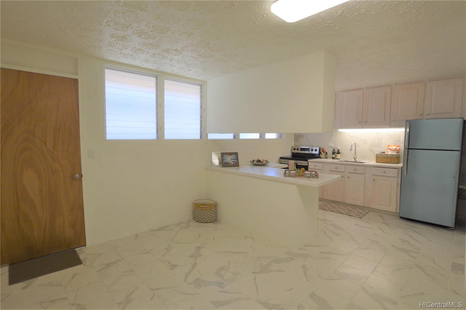 1539 Piikoi Street #204, Honolulu, HI 96822