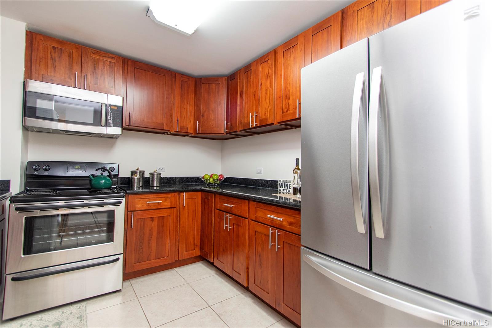 1402 Piikoi Street #301, Honolulu, HI 96822