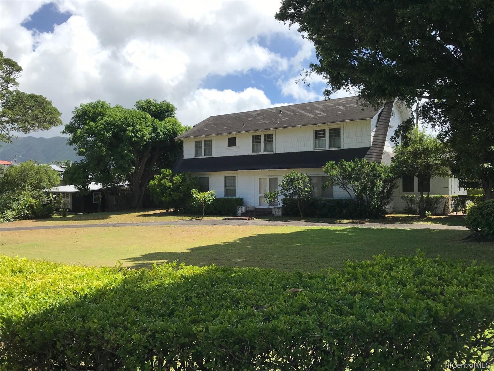 2227 Oahu Avenue Honolulu, HI 96822