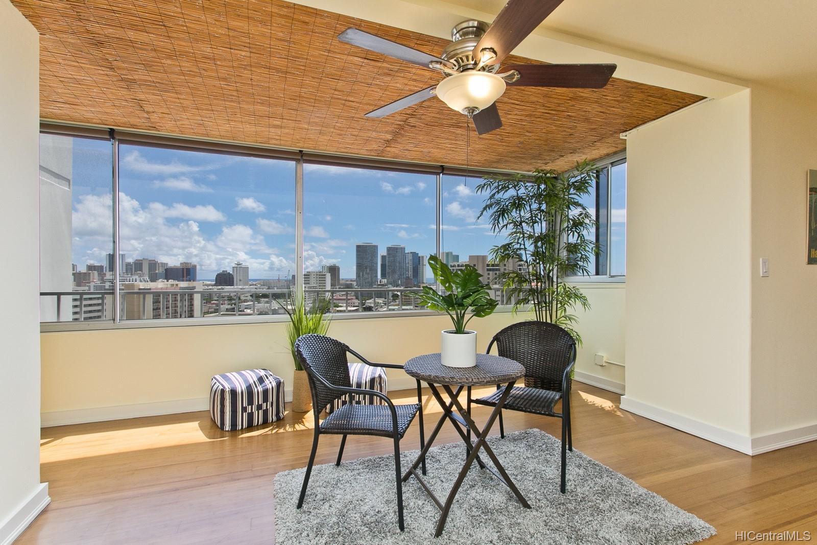 1400 Pensacola Street #1102, Honolulu, HI 96822