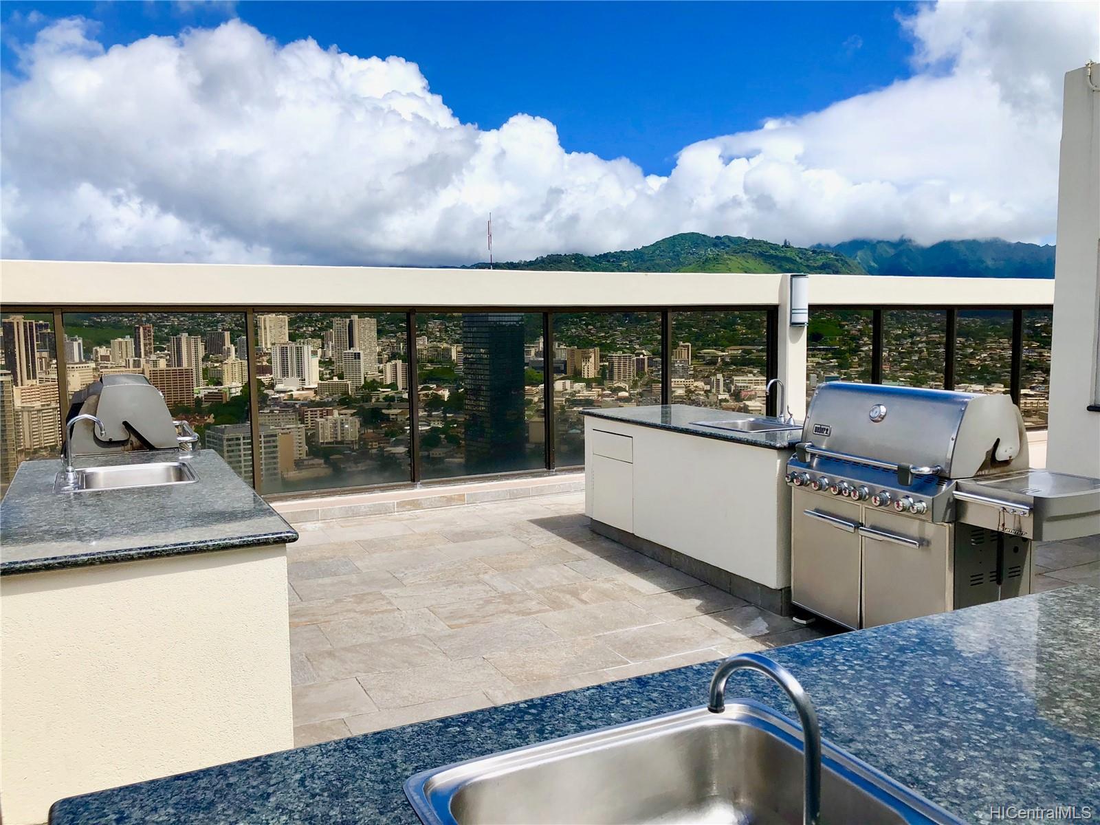 400 Hobron Lane #1504, Honolulu, HI 96815