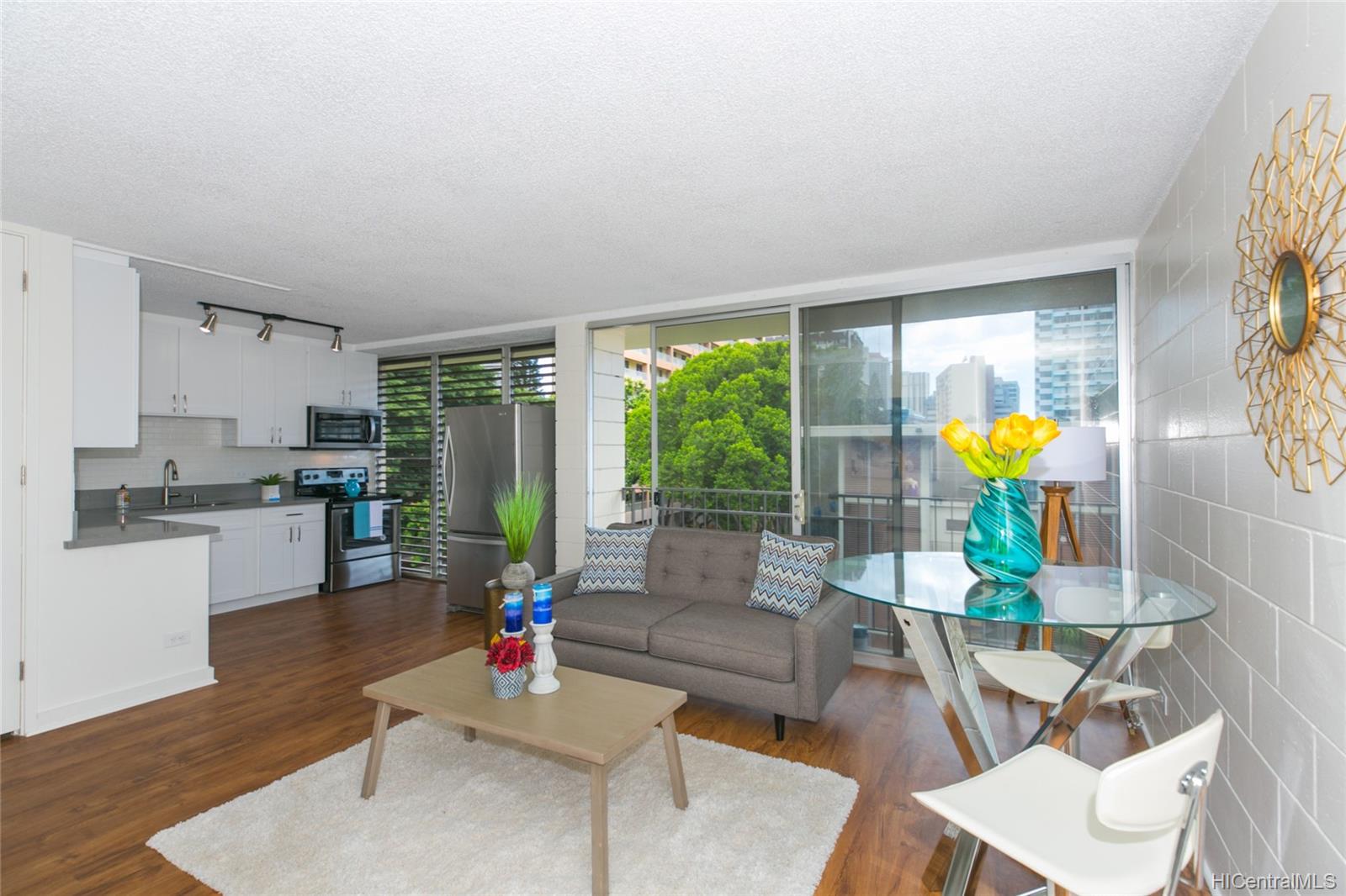 933 Kaheka Street #A407, Honolulu, HI 96814