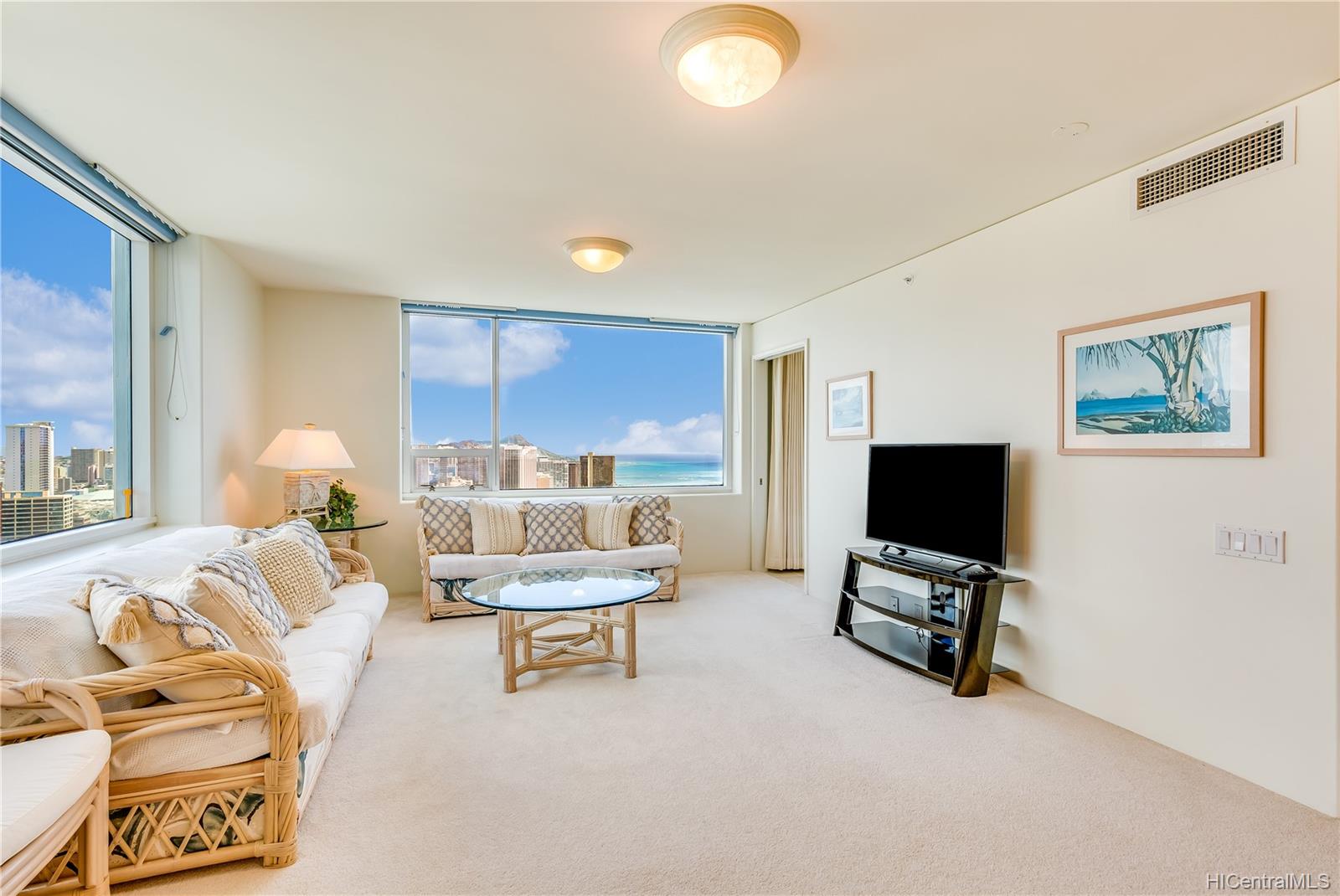 88 Piikoi Street #3804, Honolulu, HI 96814