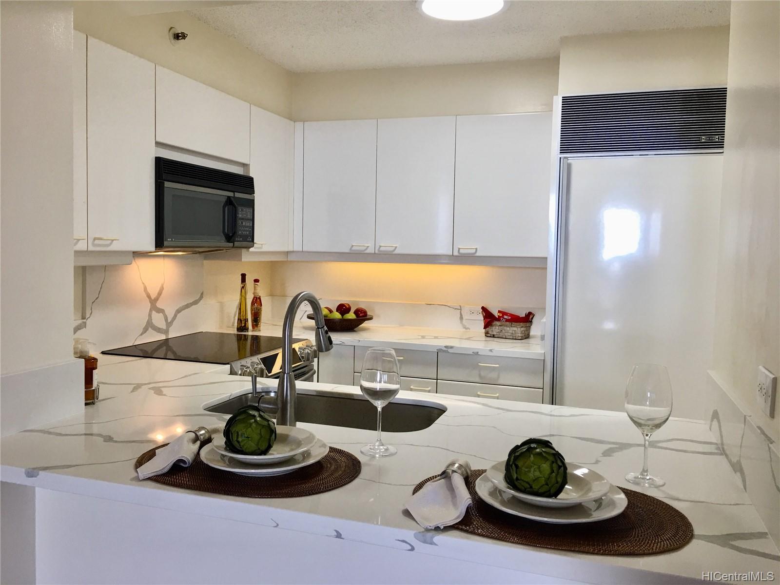 425 South Street #1902, Honolulu, HI 96813