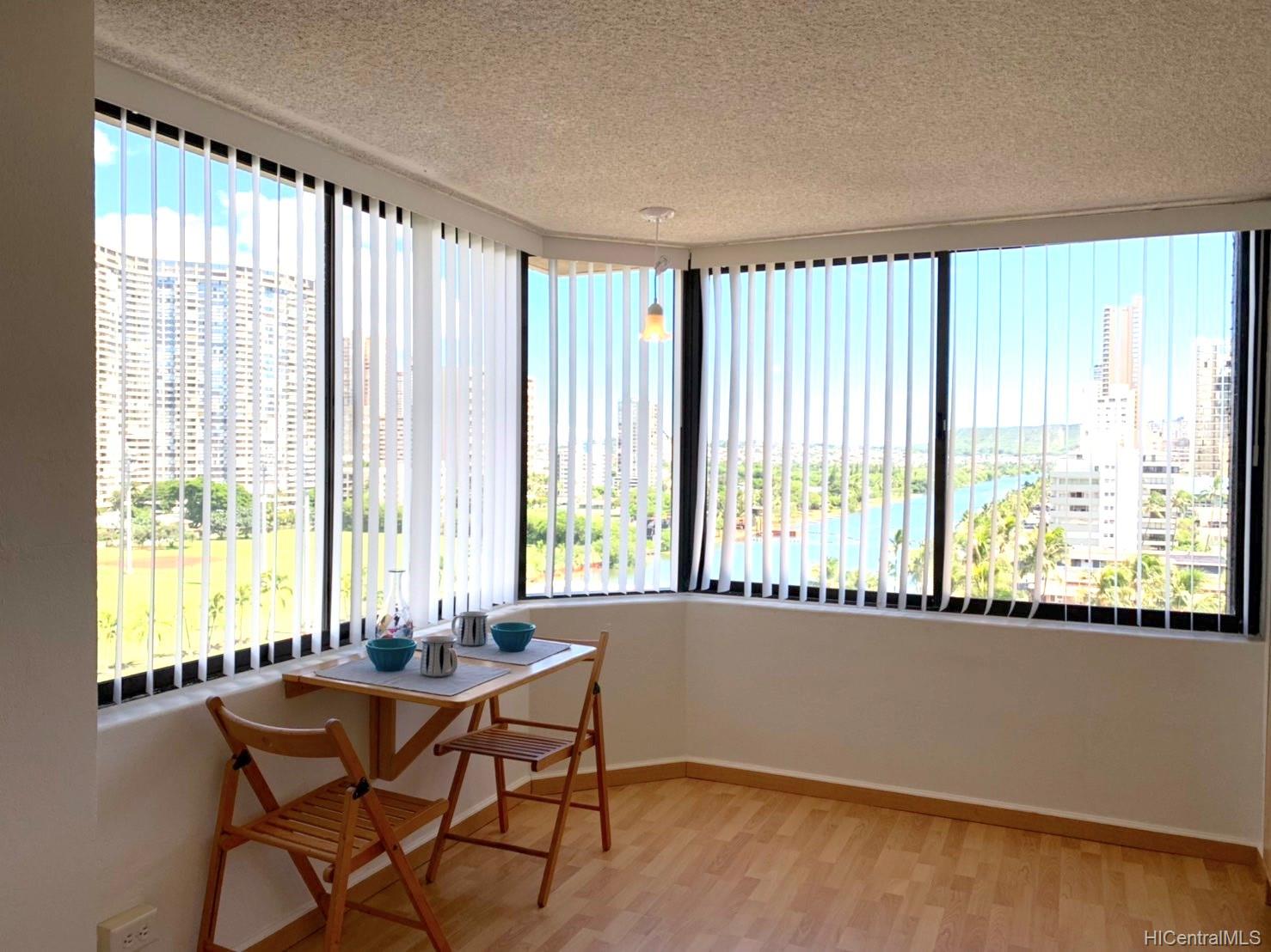 444 Niu Street #1211, Honolulu, HI 96815