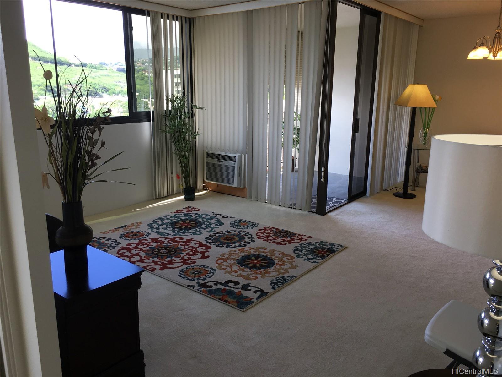 1571 Piikoi Street #1906, Honolulu, HI 96822