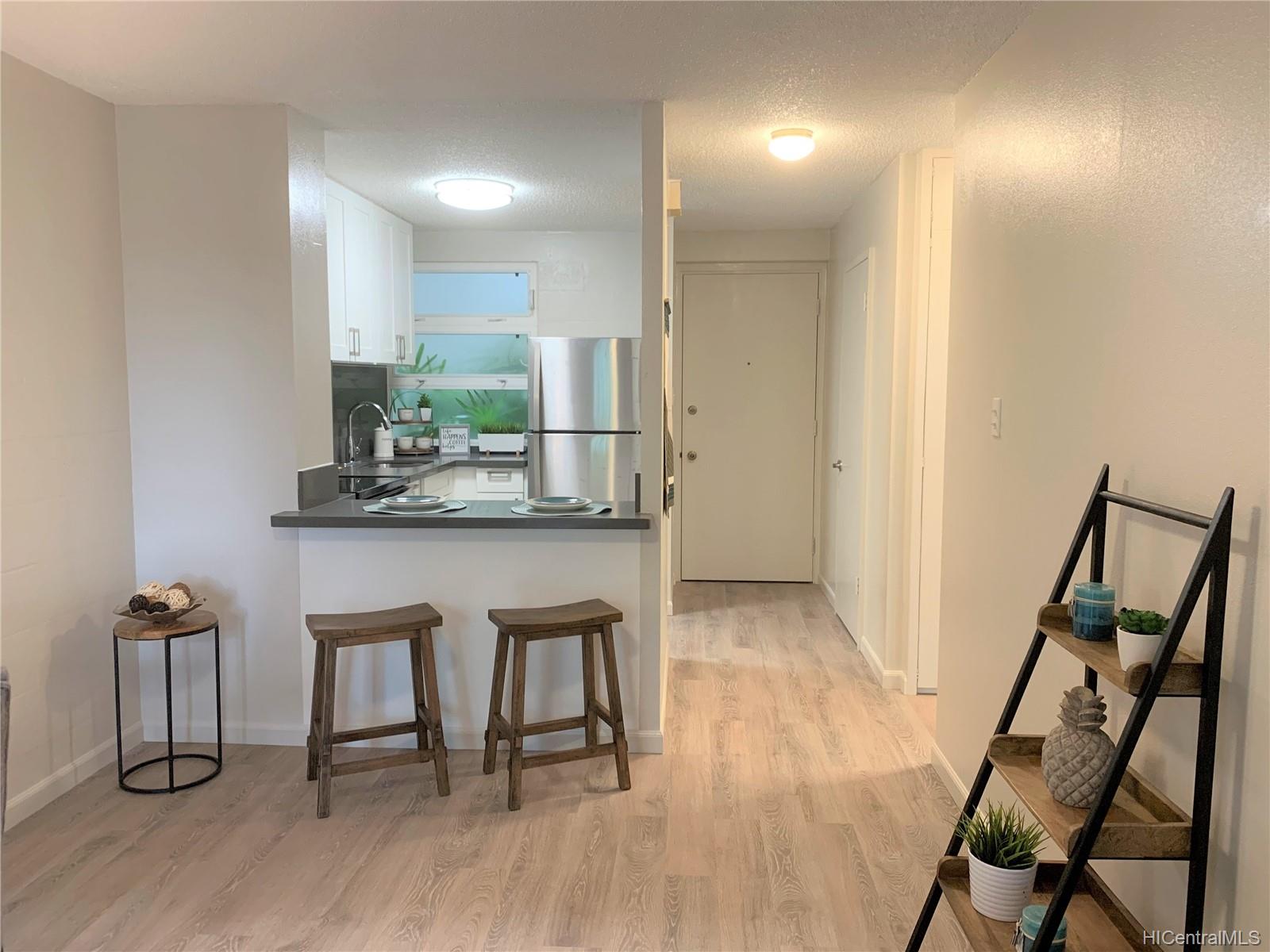 1019 Maunaihi Place #103, Honolulu, HI 96822