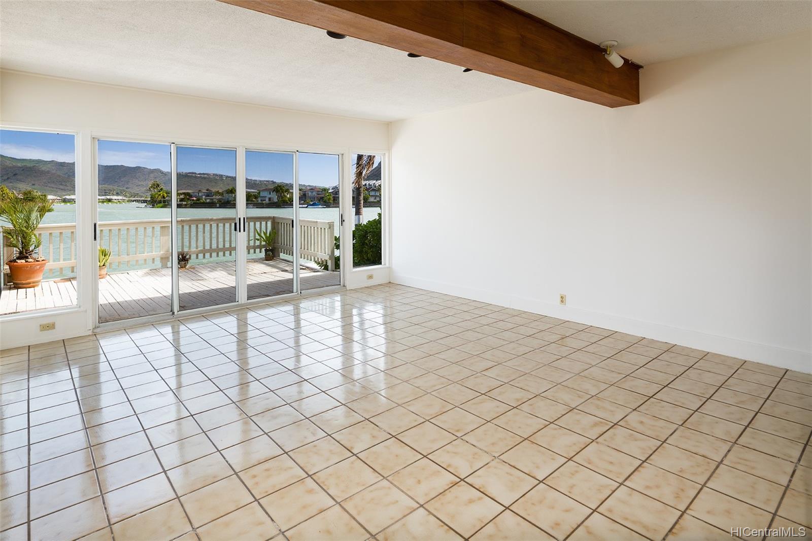 701 Koko Isle Circle #1301, Honolulu, HI 96825