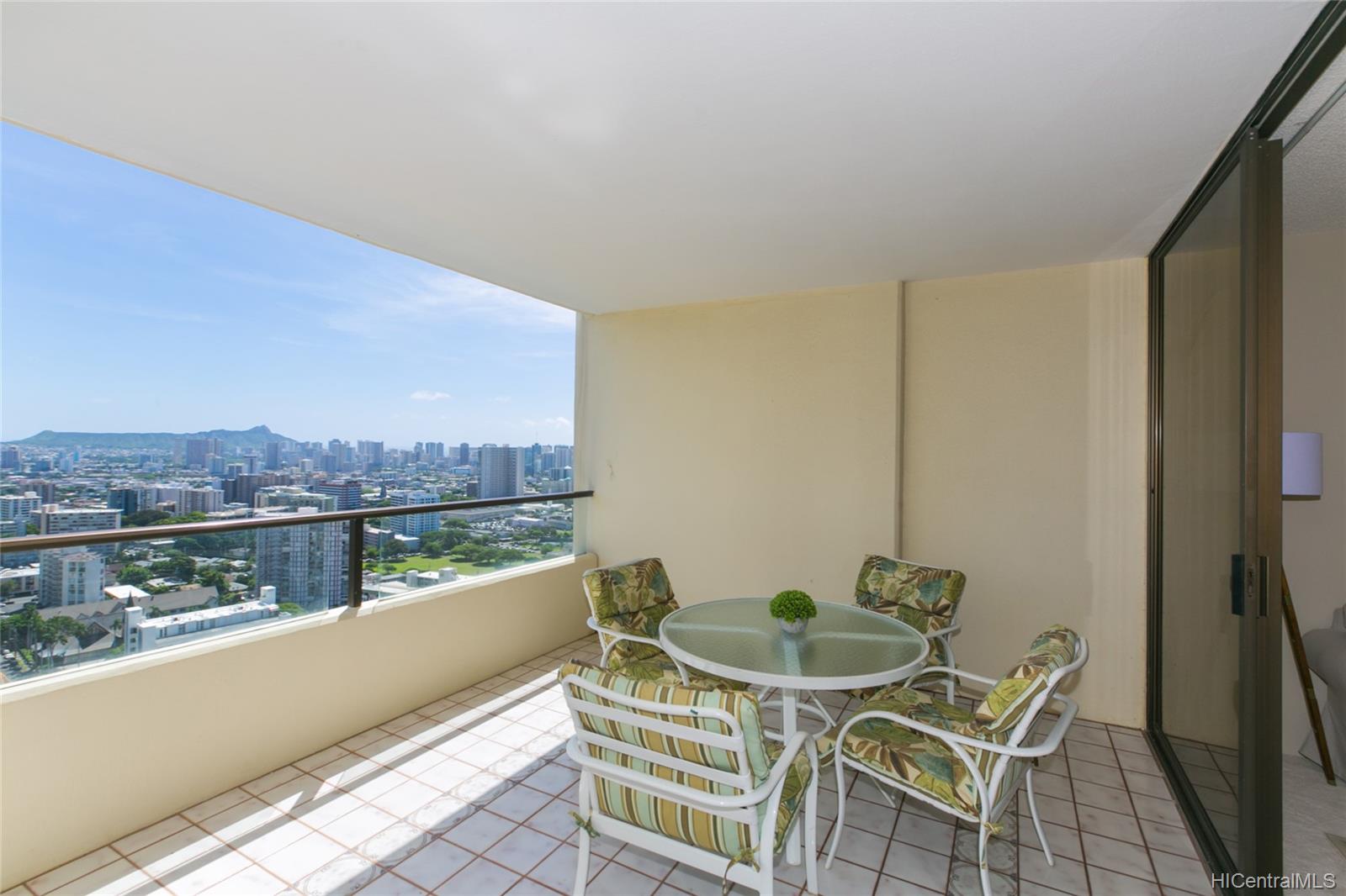 1717 Mott Smith Drive #3305, Honolulu, HI 96815