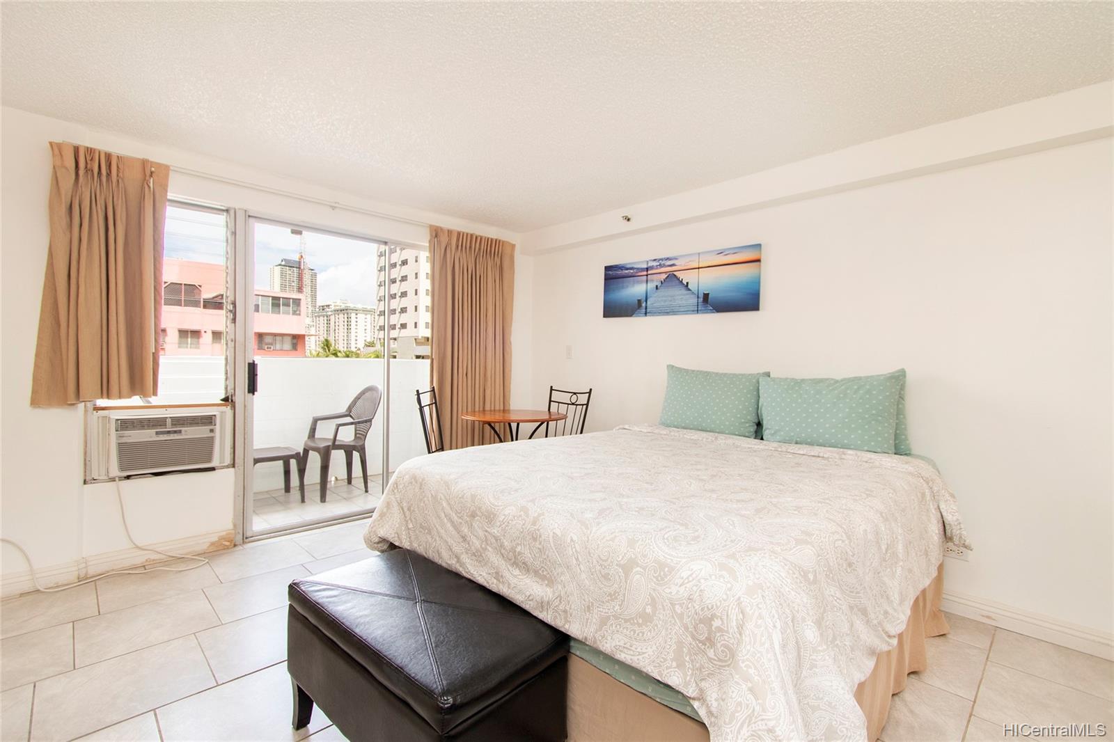 2463 Kuhio Avenue #508, Honolulu, HI 96815