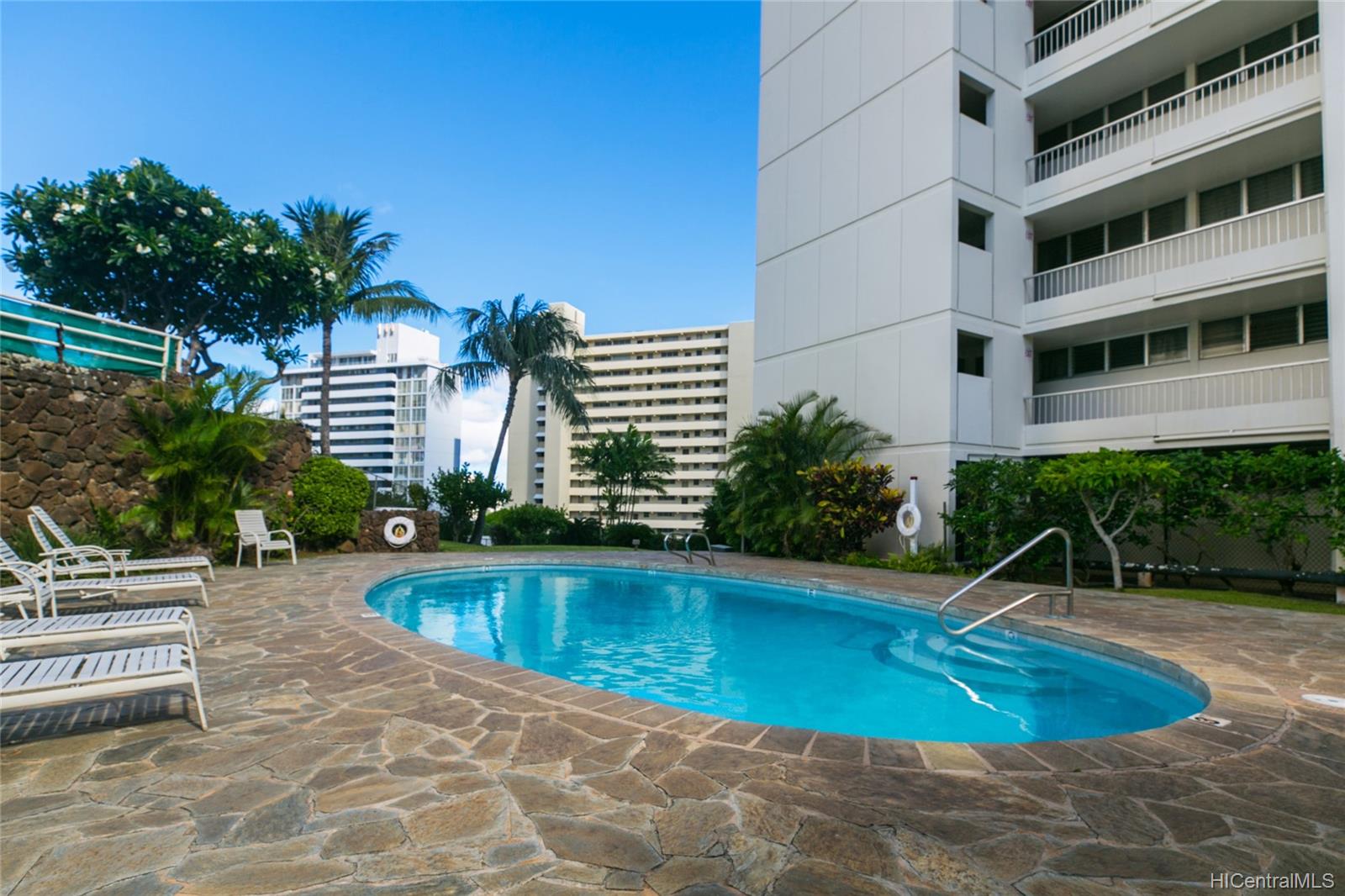 1515 Ward Avenue #402, Honolulu, HI 96822